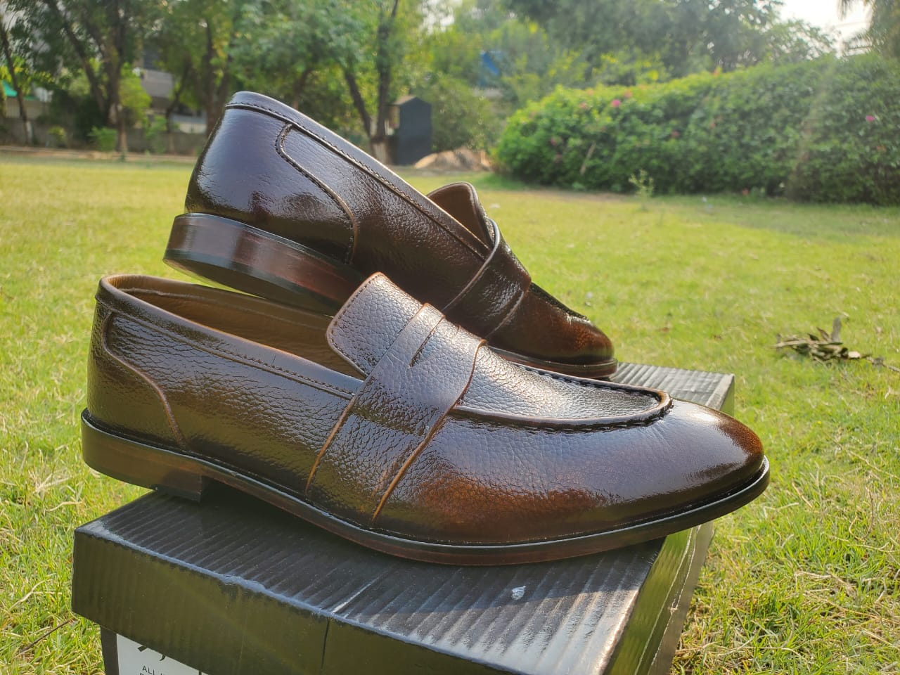 Loafers versatile Brown